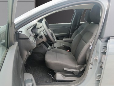 Dacia sandero 1.0 tce 90  finition essentiel / capteurs recul ar occasion réunion ville st pierre simplicicar simplicibike...