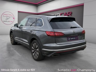 Volkswagen touareg 3.0 tsi ehybrid 381ch tiptronic 8 4motion elegance occasion champigny-sur-marne (94) simplicicar...