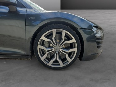 Audi r8 5.2 v10 fsi 525ch quattro r tronic occasion simplicicar toulon ouest simplicicar simplicibike france