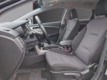 Hyundai i30 1.6 crdi 16 v wagon l occasion simplicicar tours  simplicicar simplicibike france