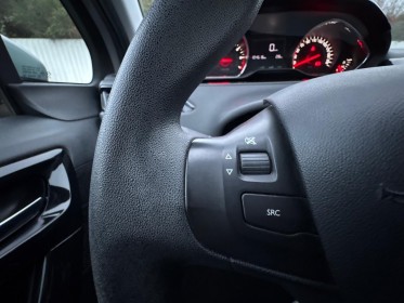 Peugeot 208 1.2 puretech 82ch bvm5 allure occasion simplicicar lagny  simplicicar simplicibike france