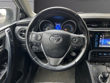 Toyota auris touring sports pro my17 hybride pro 136h design, caméra de recul, clim auto, sièges cuir, bluetooth,...