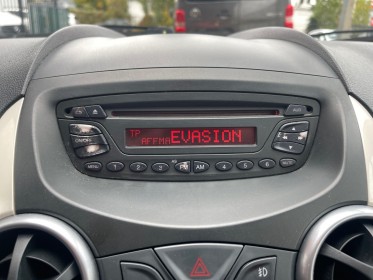 Ford ka ka 1.2 69 titanium occasion simplicicar meaux simplicicar simplicibike france