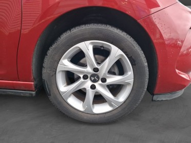 Ds ds 3 1.6 bluehdi 100 bvm5 so chic occasion simplicicar velay simplicicar simplicibike france