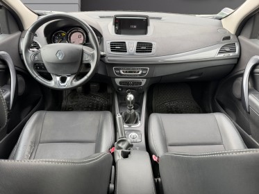 Renault megane iii berline dci 110 energy eco2 limited distribution a jour garantie 12 mois occasion simplicicar toulon est...