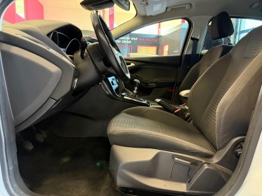 Ford focus 1.0 ecoboost 125 ss titanium, pack hiver, pack city, garantie 12 mois occasion simplicicar annecy simplicicar...