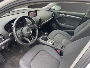 Audi a3 sportback 30 tfsi 116ch garantie 12 mois occasion simplicicar royan simplicicar simplicibike france