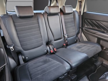 Mitsubishi outlander phev 2.4l phev twin motor 4wd intense occasion simplicicar velay simplicicar simplicibike france