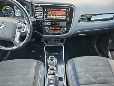 Mitsubishi outlander phev 2.4l phev twin motor 4wd intense occasion simplicicar velay simplicicar simplicibike france