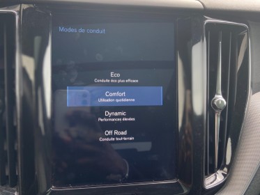Volvo xc60 d4 awd 190 ch geartronic 8 r-design toit ouvrant apple carplay garantie 12mois occasion simplicicar...