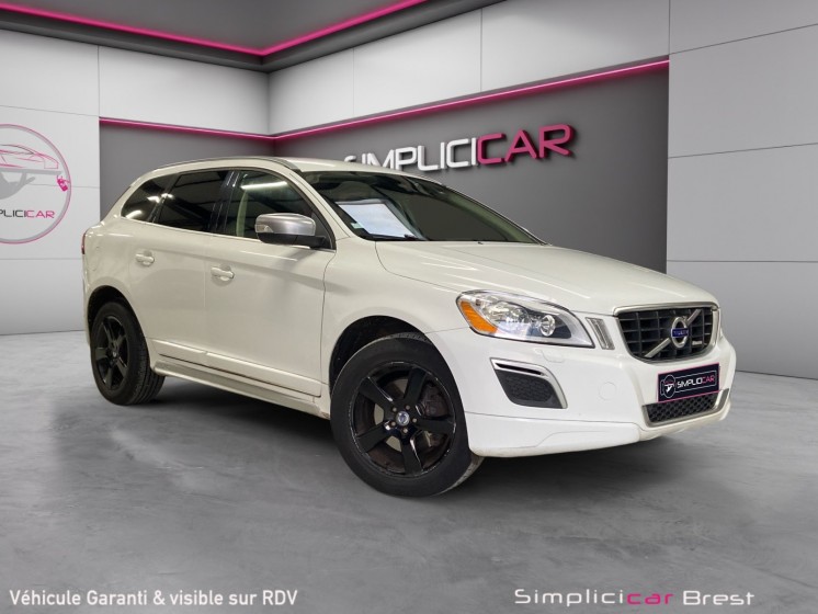 Volvo xc60 d4 163 ch stopstart r-design - garantie 12 mois occasion simplicicar brest simplicicar simplicibike france