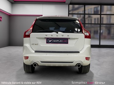 Volvo xc60 d4 163 ch stopstart r-design - garantie 12 mois occasion simplicicar brest simplicicar simplicibike france