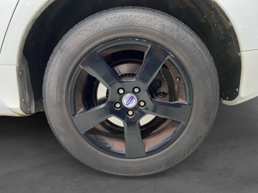 Volvo xc60 d4 163 ch stopstart r-design - garantie 12 mois occasion simplicicar brest simplicicar simplicibike france