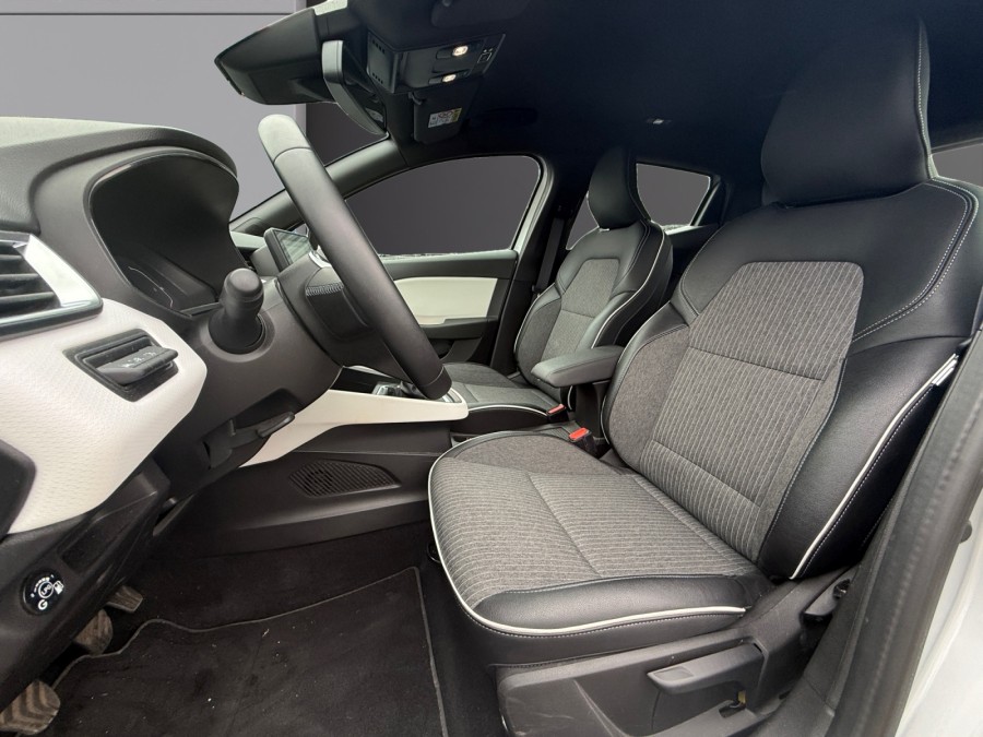 RENAULT d'occasion CLIO 1.0 ECO-G 100 GENERATION de 2022 Brive La