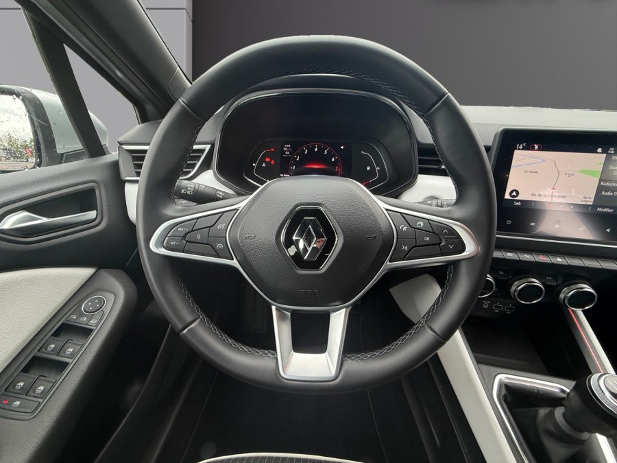 RENAULT d'occasion CLIO 1.0 ECO-G 100 GENERATION de 2022 Brive La