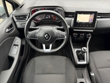 Renault clio v blue dci 85 garantie 12mois occasion simplicicar lyon nord simplicicar simplicibike france