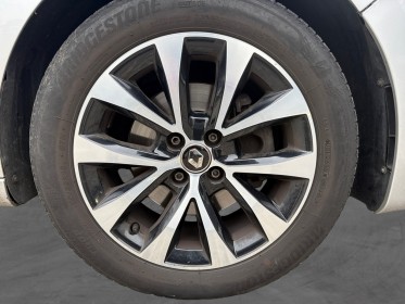 Renault clio v blue dci 85 garantie 12mois occasion simplicicar lyon nord simplicicar simplicibike france