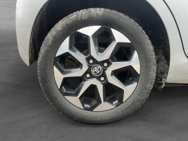 Toyota aygo my20 1.0 vvt-i x-play garantie 12mois occasion simplicicar lyon nord simplicicar simplicibike france