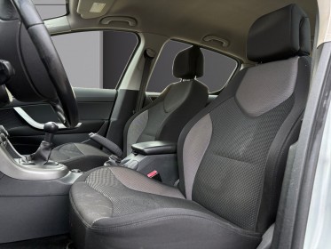 Peugeot 308 1.6 vti 120ch premium--- occasion simplicicar orgeval  simplicicar simplicibike france