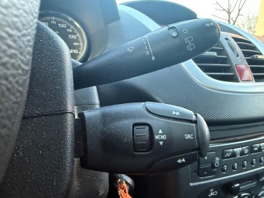 Peugeot 206 1.1e 60ch génération occasion simplicicar lagny  simplicicar simplicibike france