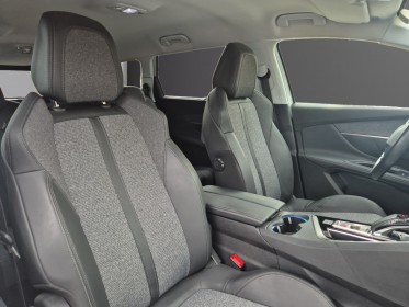 Peugeot 5008 130ch eat8 allure 1ere main cam 360 carplay angles morts suivi peugeot garantie 12 mois occasion simplicicar...