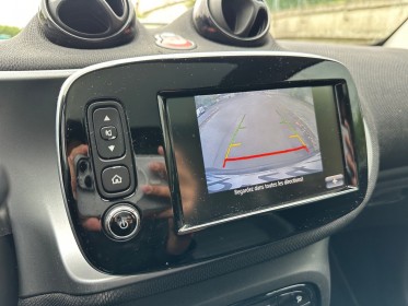 Smart fortwo coupe 1.0 71 ch ba6 prime - pack sport - caméra de recul - sièges chauffants en cuir - toit panoramique...
