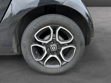 Smart fortwo coupe 1.0 71 ch ba6 prime - pack sport - caméra de recul - sièges chauffants en cuir - toit panoramique...