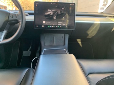 Tesla model y standard rwd garantie 12 mois occasion montreuil (porte de vincennes)(75) simplicicar simplicibike france