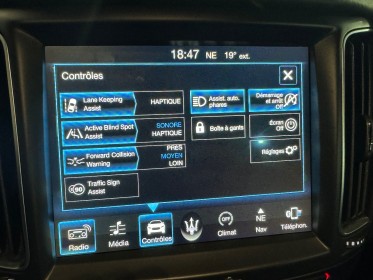 Maserati levante 3.0 v6 bi turbo 430ch s q4 gransport suivi maserati carnet disponible garantie 12 mois occasion montpellier...