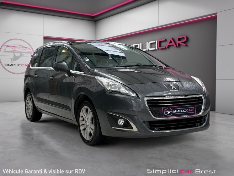 Peugeot 5008 1.6 bluehdi 120ch ss bvm6 - garantie 12 mois occasion simplicicar brest simplicicar simplicibike france