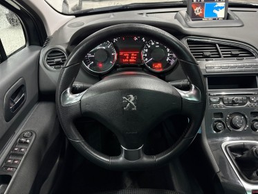 Peugeot 5008 1.6 bluehdi 120ch ss bvm6 - garantie 12 mois occasion simplicicar brest simplicicar simplicibike france