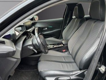 Peugeot 208 electrique 50 kwh 136ch allure, radar arrière, clim auto, apple carplay, garantie 12 mois occasion simplicicar...