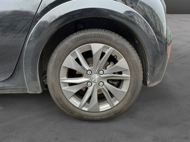 Peugeot 208 electrique 50 kwh 136ch allure, radar arrière, clim auto, apple carplay, garantie 12 mois occasion simplicicar...