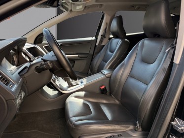 Volvo xc60 garantie 12 mois d3 150 ch summum geartronic a harman kardon sièges et volant chauffants hayon électrique......