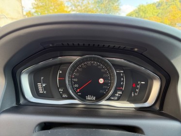 Volvo xc60 garantie 12 mois d3 150 ch summum geartronic a harman kardon sièges et volant chauffants hayon électrique......