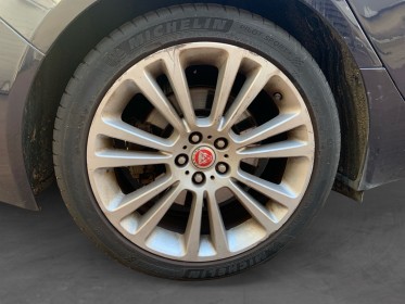 Jaguar xf xf 2.0 d - 180 ch bva awd prestige garantie 12 mois toit ouvrant occasion simplicicar le raincy simplicicar...