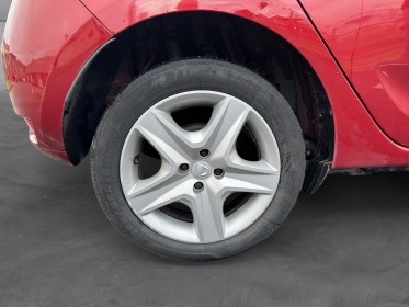 Dacia sandero blue dci 75 lauréate  distribution neuve  régulateur de vitesse ,carplay  garantie 12 mois occasion...