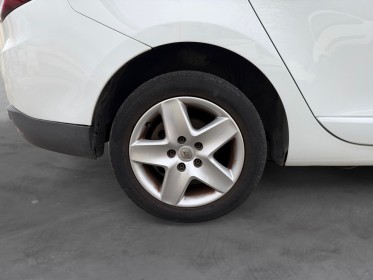 Renault megane iii estate estate iii 1.5 dci 110 energy eco2 life occasion simplicicar toulon est simplicicar simplicibike...