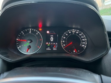 Renault clio v blue dci 100 evolution - 5 places occasion parc voitures beauvais simplicicar simplicibike france