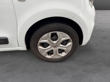 Renault twingo iii tce 95 zen suivi constructeur occasion simplicicar lille  simplicicar simplicibike france