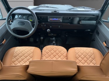 Land rover 90 defender highlander td5 occasion simplicicar reims simplicicar simplicibike france