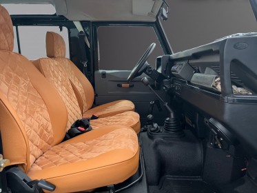 Land rover 90 defender highlander td5 occasion simplicicar reims simplicicar simplicibike france