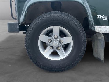 Land rover 90 defender highlander td5 occasion simplicicar reims simplicicar simplicibike france