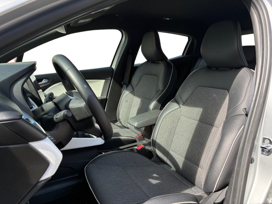 RENAULT d'occasion CLIO 1.0 ECO-G 100 INTENS de 2021 Saint Maximin