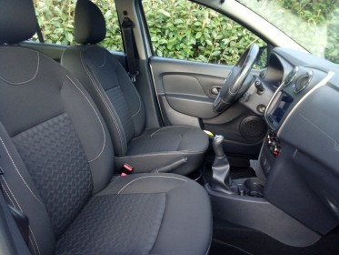 Dacia sandero tce 90 lauréate garantie 12 mois occasion simplicicar brest simplicicar simplicibike france