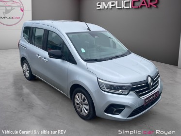 Renault kangoo blue dci 95 zen 5 places garantie 12 mois occasion simplicicar royan simplicicar simplicibike france
