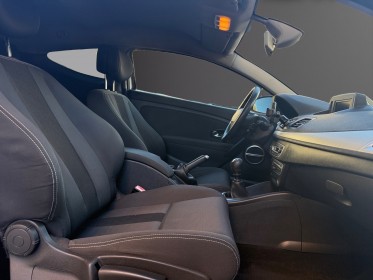 Renault megane iii coupe dci 130 fap eco2 bose euro 5 occasion cannes (06) simplicicar simplicibike france