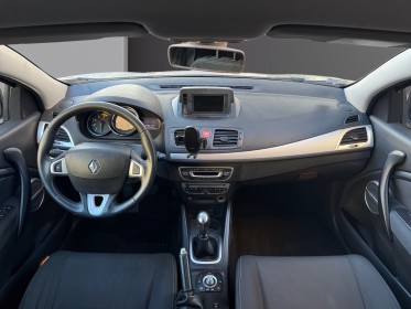 Renault megane iii coupe dci 130 fap eco2 bose euro 5 occasion cannes (06) simplicicar simplicibike france