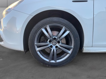 Alfa romeo giulietta 2.0 jtdm 150 ch ss distinctive - garantie 12 mois occasion simplicicar reims simplicicar simplicibike...