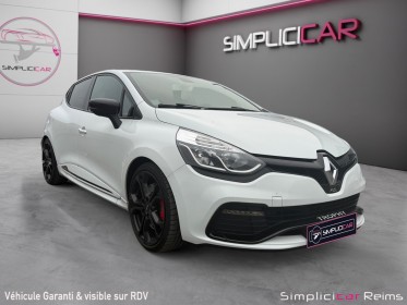 Renault clio iv 1.6 turbo 220 edc rs trophy - garantie 12 mois occasion simplicicar reims simplicicar simplicibike france
